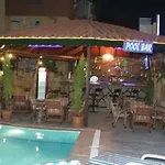 Hotel Elit Garden Apart Side
