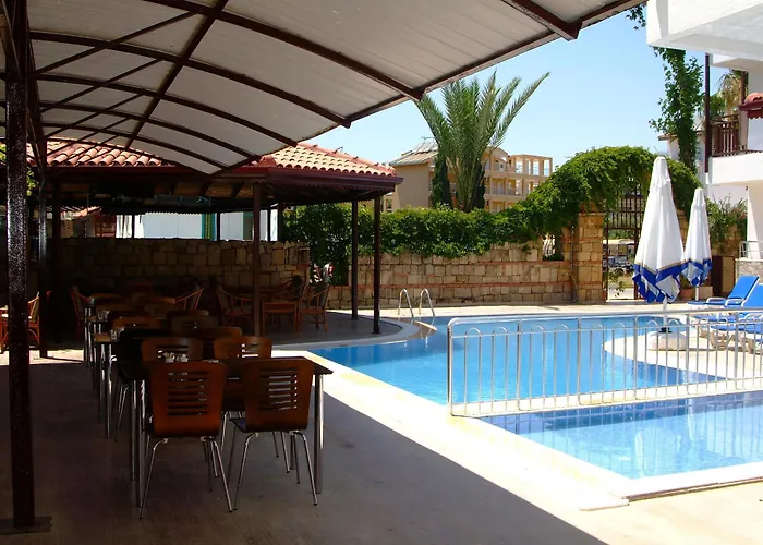 Hotel Elit Garden Apart 3*